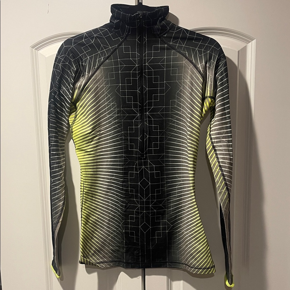 Nike Pro Geometric Black and Yellow Long Sleeve Top